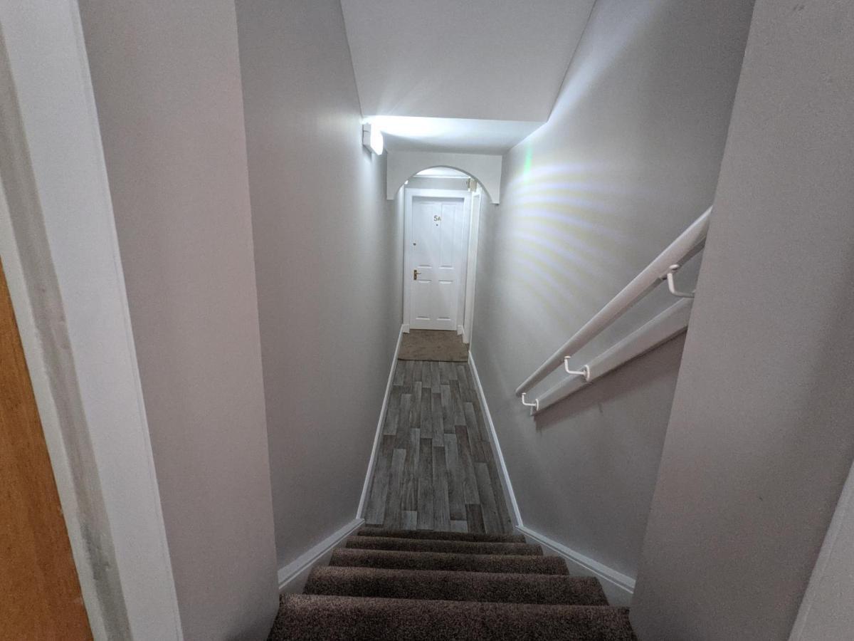 Beautiful Spacious Central Flat, Питлохри Экстерьер фото